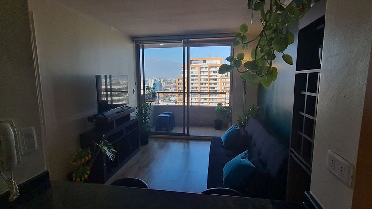 1408 | Amplio departamento con vista a la cordillera