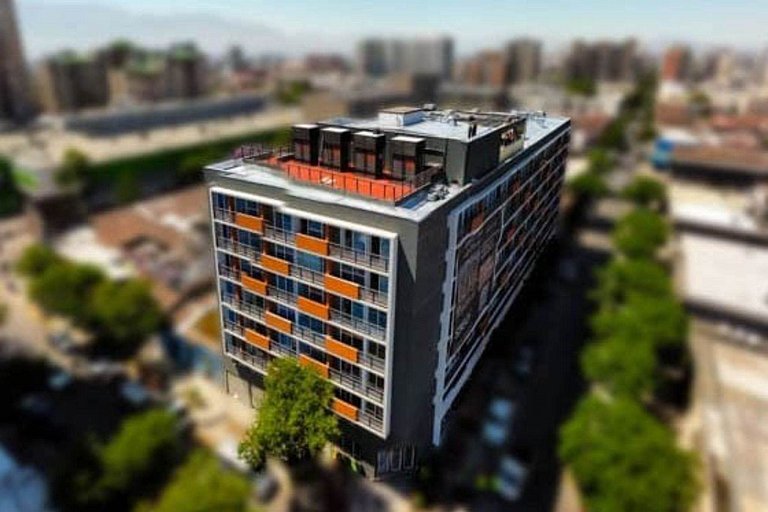 Almagro Spot 818