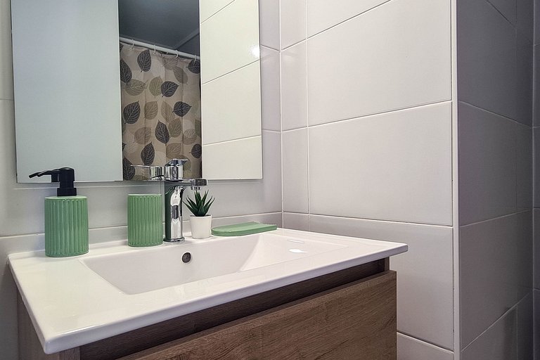 Premium bed | Santiago downtown | pool