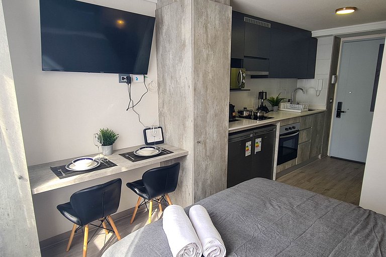 Premium bed | Santiago downtown | pool