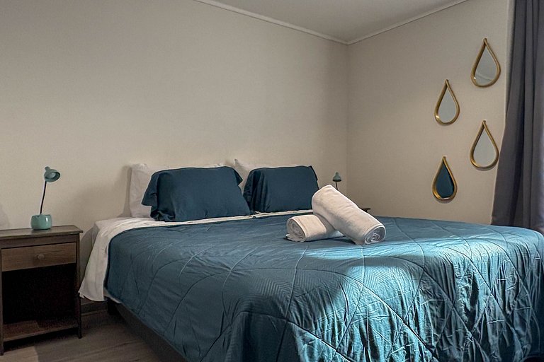 Premium bed | Santiago downtown | pool