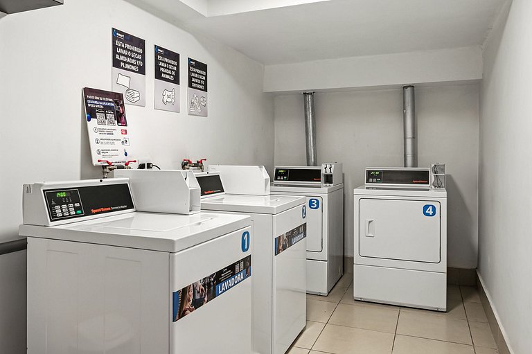 Self Check-in | Premium Bed | High Speed Wifi