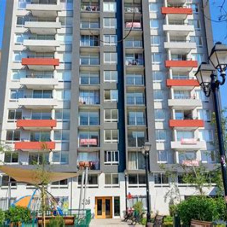 Self Check-in | Premium Bed | High Speed Wifi